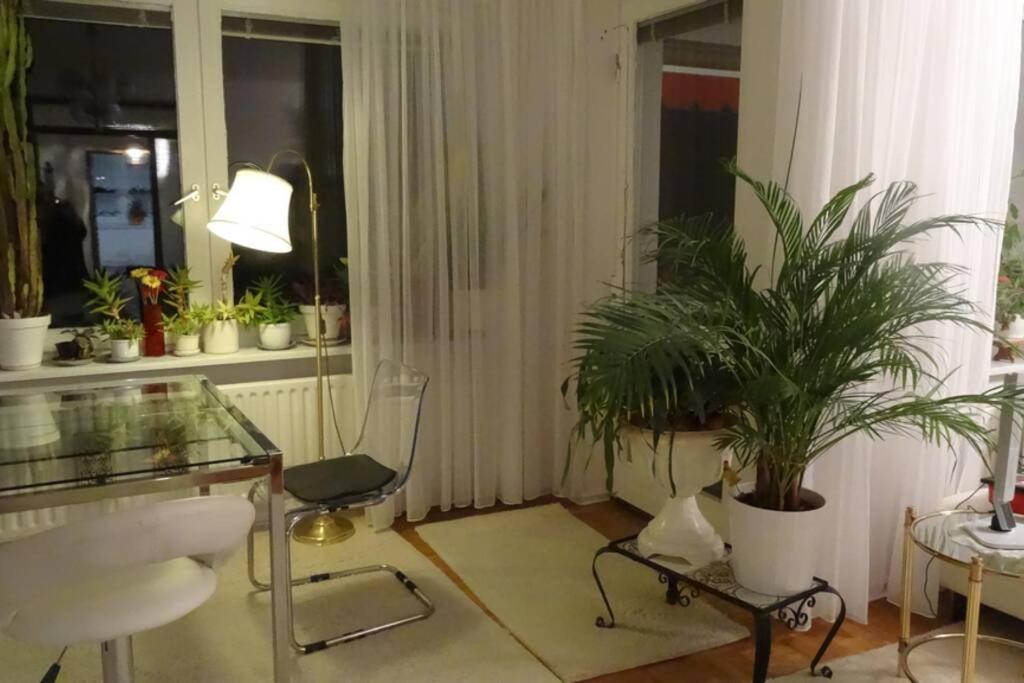 Schoene, Ruhige Wohnung In Berlin-Steglitz Εξωτερικό φωτογραφία